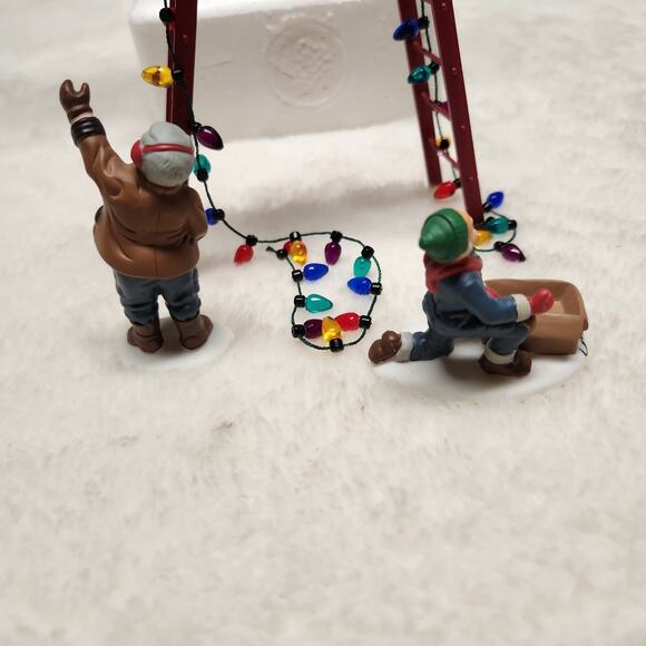 Department 56 Heritage Village Collection Town Tree Trimmers 5566-2 With Box - Picture 3 of 8